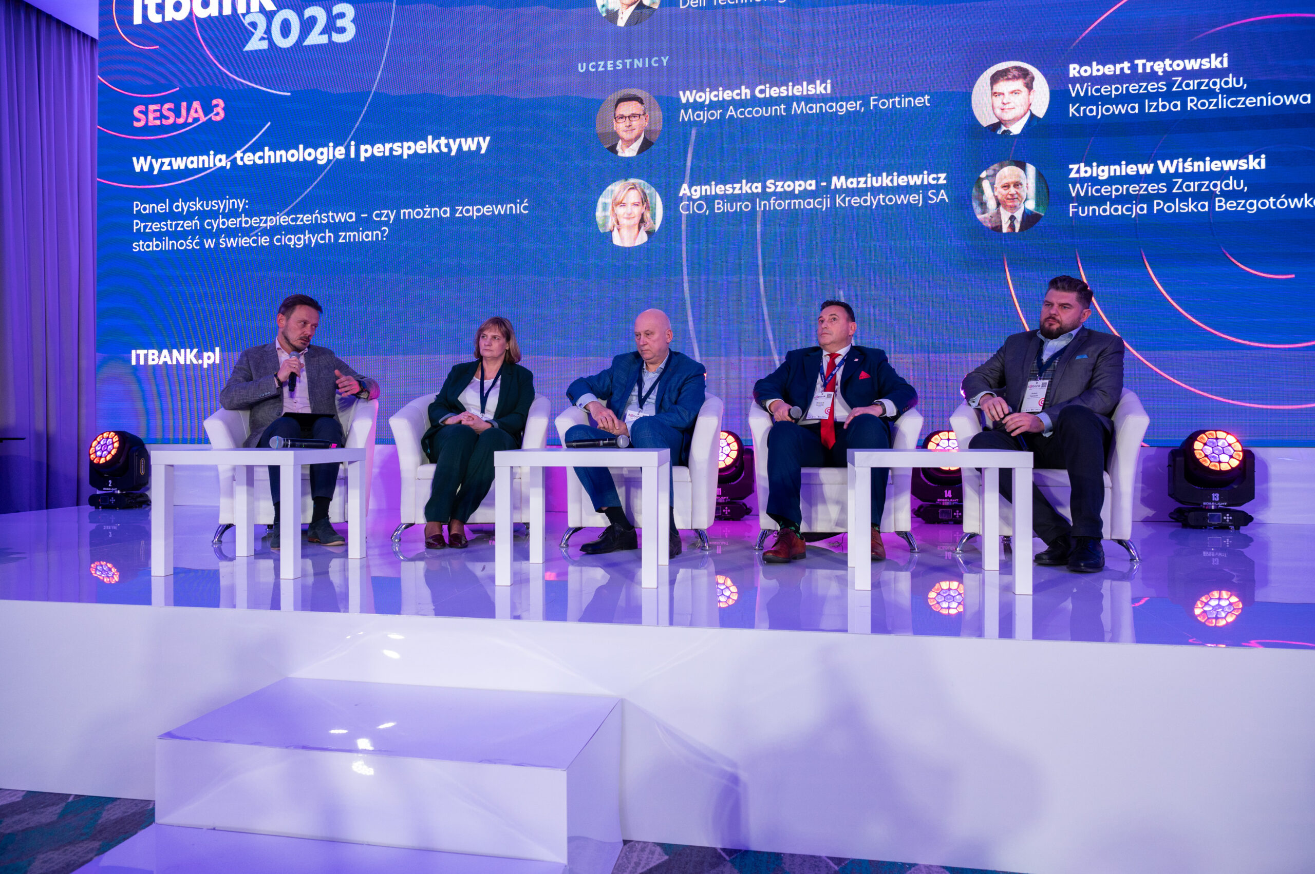 Strona główna ITBANK 2024 największa konferencja IT sektora